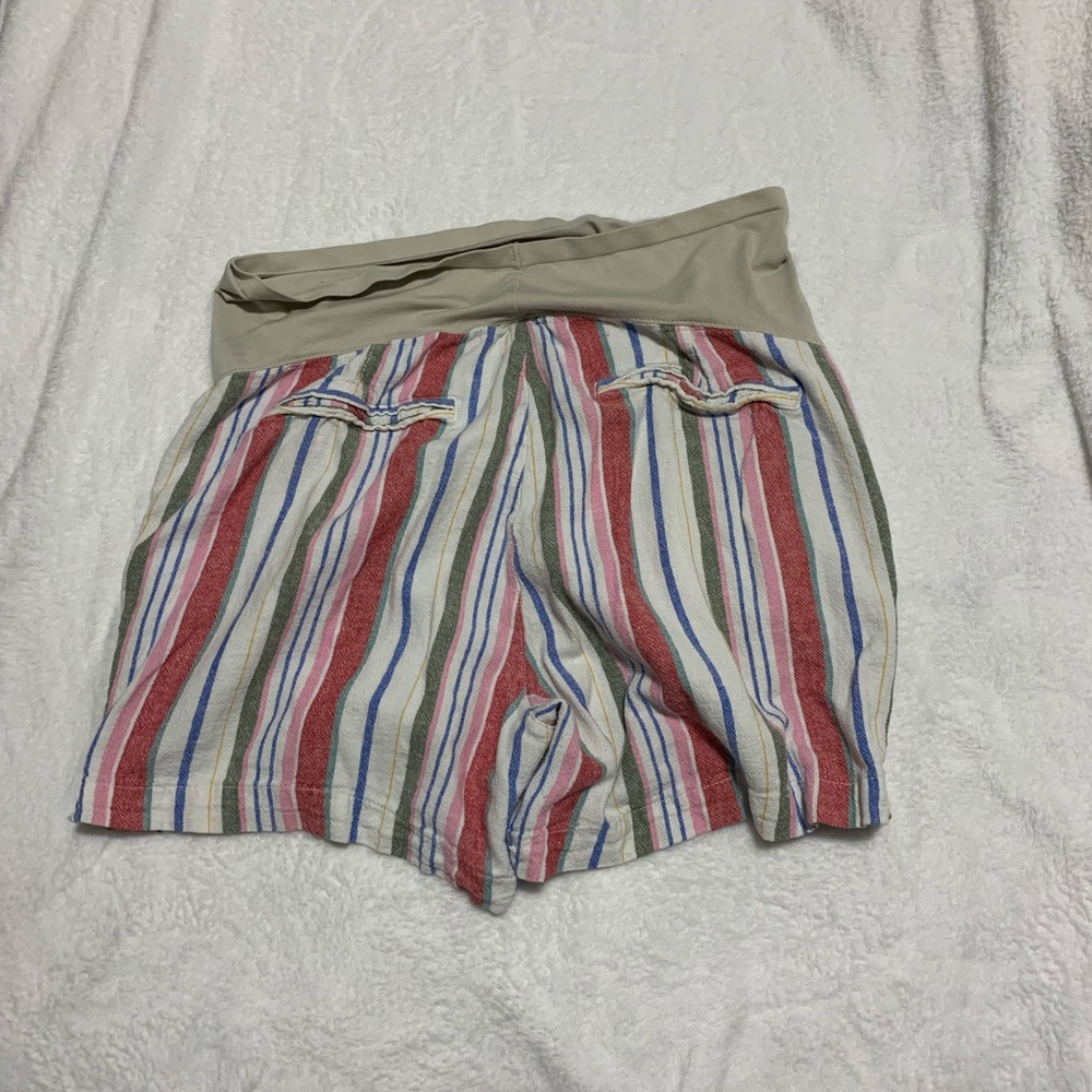 Old Navy Full Panel Linen Blend Shorts - Picture 3 of 3